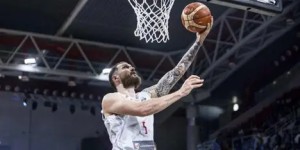 勇士队范弗利特膝盖重伤恐赛季报销，影响球队战术布局